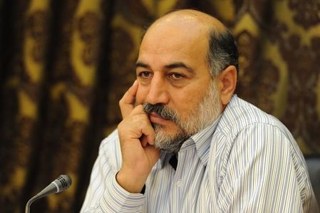 نماینده قزوین: متاسفانه خودرو را به بورس بردیم و اکنون قیمت پژو به یک میلیارد تومان رسیده