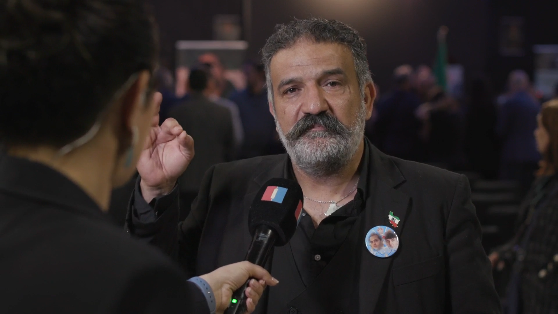 برگزاری مراسم یادبود صادق زارعی، از کشته‌شدگان انقلاب ملی ایران، در تورنتو