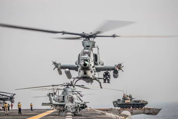 An AH-1Z Viper helicopter taking off during a Strait of Hormuz transit aboard the amphibious assault ship Boxer (August 2019)