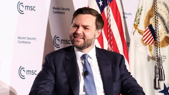 معاون اول ترامپ: از برخی واکنشهای ایران راضی هستیم و در مذاکرات مسیر درستی را طی میکنیم