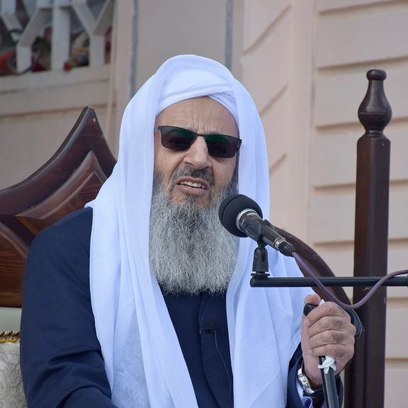 روزنامه کیهان وابسته به خامنهای با حمله به مولوی عبدالحمید، او را وابسته به اسرائیل خواند