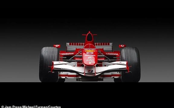 فراری خاطرهانگیز شوماخر به حراج گذاشته میشود، ۱۵ میلیون دلار ناقابل!