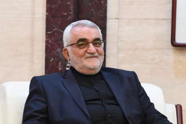 عضو کمیسیون امنیت ملی مجلس: جمهوری اسلامی از تنگه هرمز و موضوع هستهای کوتاه نمیآید