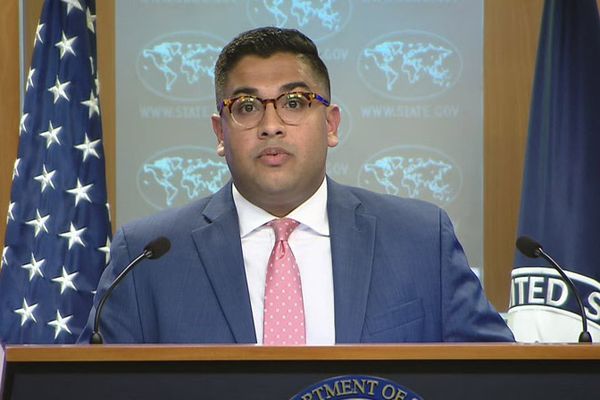 الخارجية الأميركية: على النظام الإيراني الإفراج الفوري عن جميع المعتقلين السياسيين