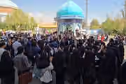دانشجویان دانشگاه علامه علیه افزایش شهریه، حجاب اجباری و سرکوب تجمع کردند