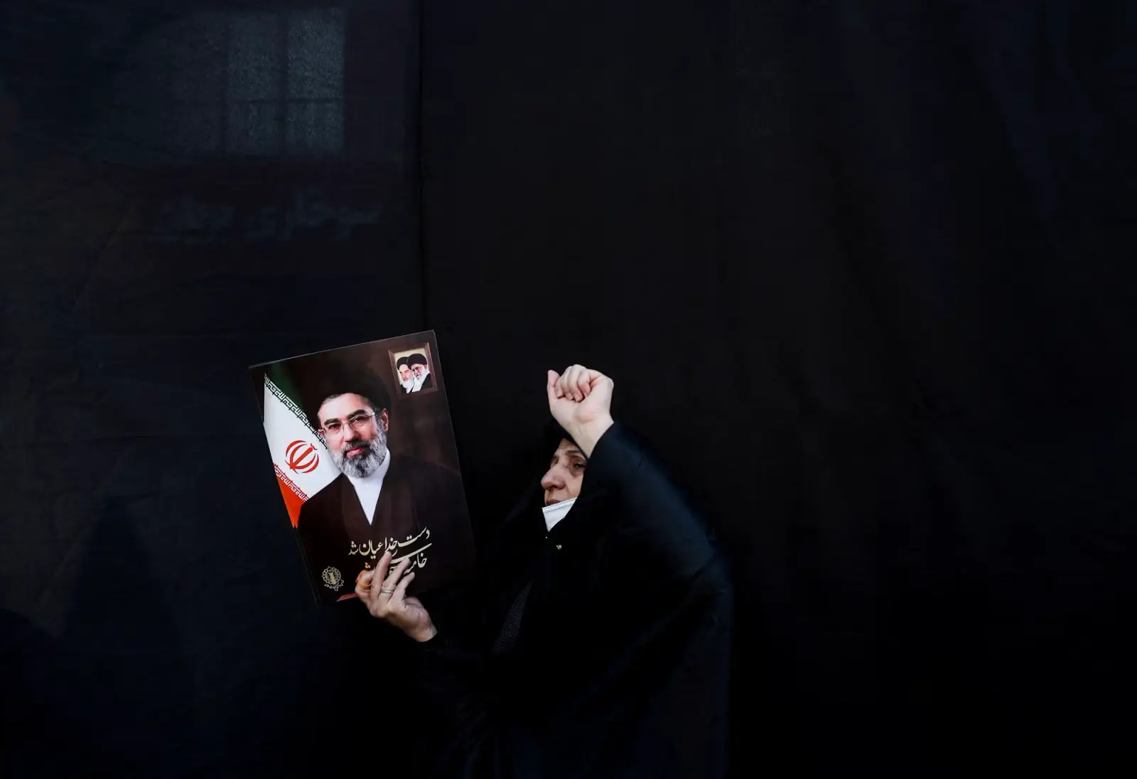 پیام منتسب به مجتبی خامنه‌ای: مردم ایران پاسدار برنامه‌های هسته‌ای و موشکی خواهند بود