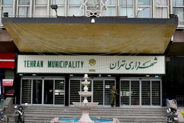 رویداد ۲۴ از تشدید فضای امنیتی و آمادهباش در ادارات و دورکاری در شهرداری تهران خبر داد