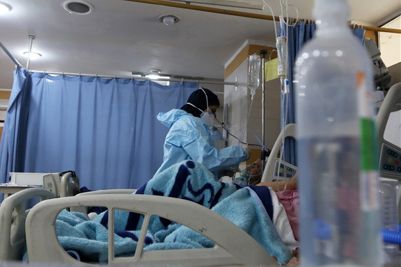 رییس جمعیت هلال احمر: با درخواست وزارت بهداشت سرم وارد خواهیم کرد