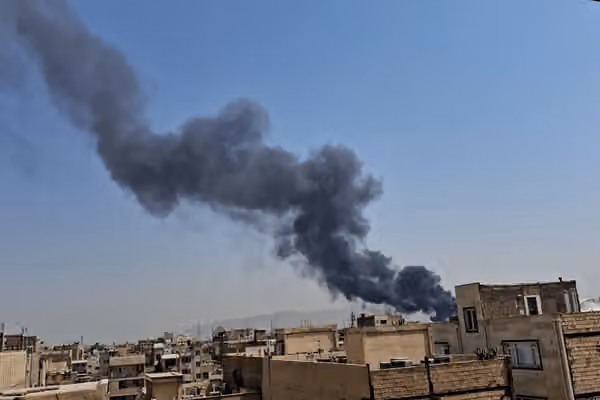 پالایشگاه نفت تهران: دود غلیظ جنوب تهران ناشی از آتشسوزی دو تانکر نفت سفید است
