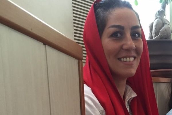 مریم اکبریمنفرد، زندانی سیاسی، پس از حدود ۱۷ سال حبس بدون مرخصی آزاد شد