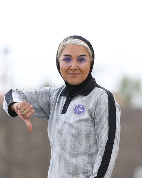 درخواست کنایهآمیز ایراندوست: اگر پخش زنده ممکن نیست، فوتبال زنان را «مُرده» پخش کنید!