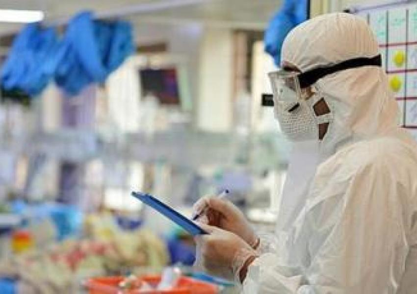 ابتلای مزمن به کرونا سیستم بدن را درگیر و درمان را با چالش مواجه می‌کند