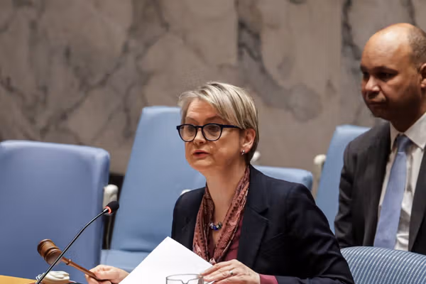 وزیر خارجه بریتانیا: نیاز فوری به بازگرداندن آزادی ناوبری در تنگه هرمز وجود دارد