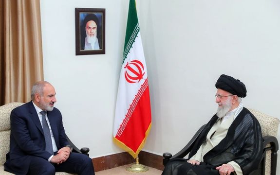 دیدار علی خامنهای با نیکول پاشینیان، نخست وزیر ارمنستان، در تهران