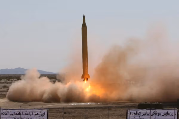 العربیه: جمهوری اسلامی بیش از سه هزار موشک و پهپاد به کشورهای همسایه شلیک کرده است