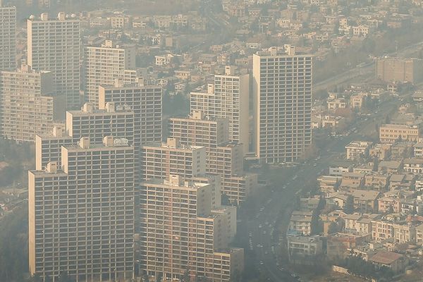 الأرصاد الجوية: هواء طهران سيظل ملوثًا وغير صحي بسبب قلة الرياح