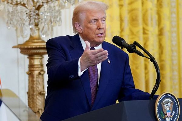 ترامب: قدرات إيران العسكرية "انهارت بالكامل".. وتعاني "حالة من الفوضى" في هيكل القيادة