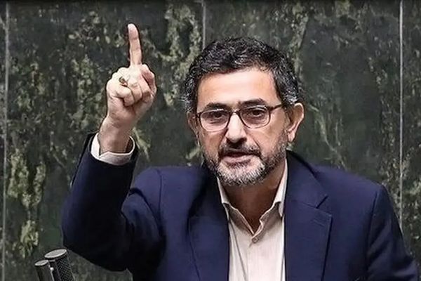 برلماني إيراني: التفاوض مع أميركا هو استمرار للحرب المركبة ضدها