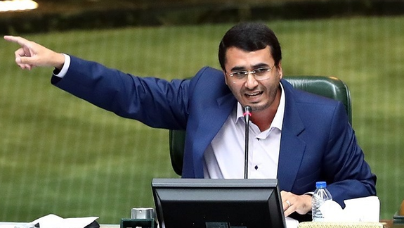 عضو هیات رییسه مجلس: خودمان زمان و مکان عملیات علیه اسرائیل را تعیین میکنیم