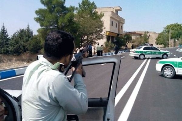 خاص لـ"إيران إنترناشيونال": الأمن الإيراني يستهدف طفلة بالرصاص في رأسها