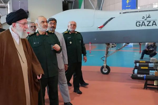 مسؤول إيراني لـ "فايننشال تايمز": الهجمات على العراق وباكستان تحمل رسائل لإسرائيل وأميركا