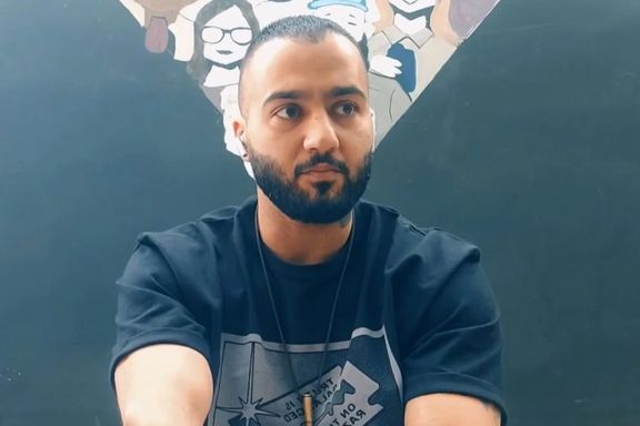 منابع آگاه: توماج صالحی در زندان شکنجه شده و همچنان در انفرادی است