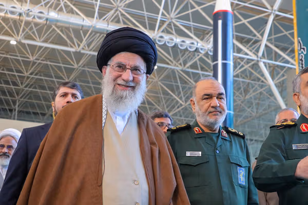 خبرگزاری سپاه اسرائیل را به حمله به ۱۵ مرکز استراتژیک آن تهدید کرد