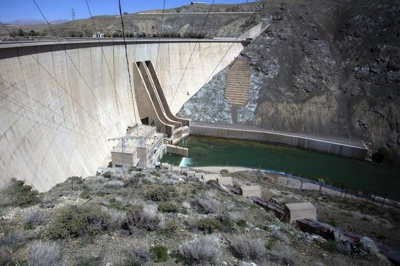 ذخیره آب سد زایندهرود به ۲۴ درصد، حدود ۳۵۶ میلیون متر مکعب، رسید