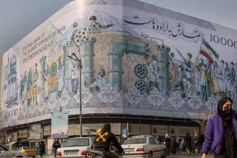 موج تعدیل در هرمزگان ۲۰ هزار کارگر را بیکار کرد