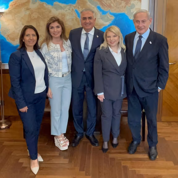 Prince Reza Pahlavi in Israel in April meeting Prime Minister Benjamin Netanyahu