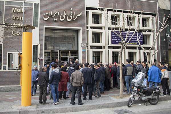 Iran's Currency Strengthening Amid Hopes For A Nuclear Deal
