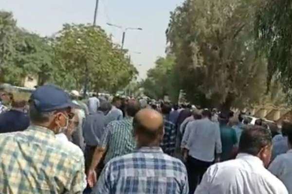 Protests, Bazaar Strike Show Anger Over High Prices In Iran