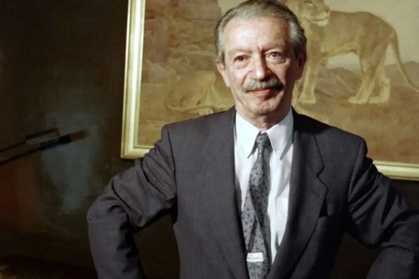 حرب السفارات.. كيف وقفت فرنسا وإيران وجها لوجه؟