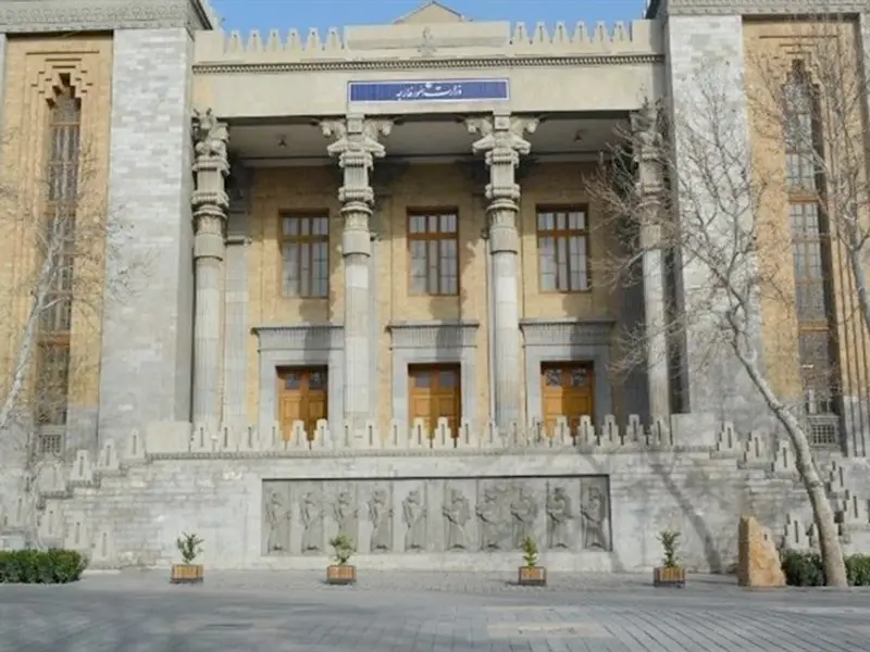 استدعاء السفير الروسي في طهران بسبب دعم موسكو لموقف الدول العربية بشأن الجزر الثلاث