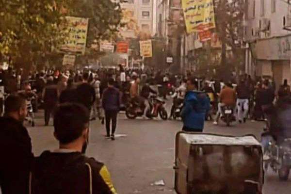 Islamic Republic Steps Up Military Crackdown In Kurdish Cities
