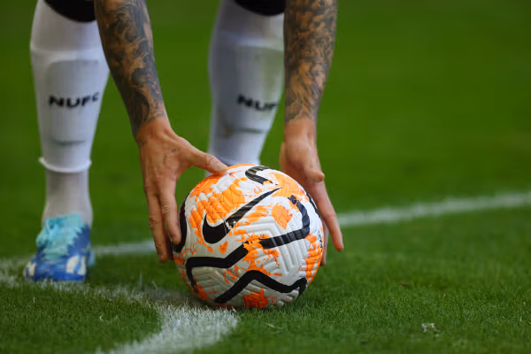 بازداشت یک فوتبالیست بینالمللی در لندن به اتهام اغتشاش شبانه و ضربوجرح عمدی