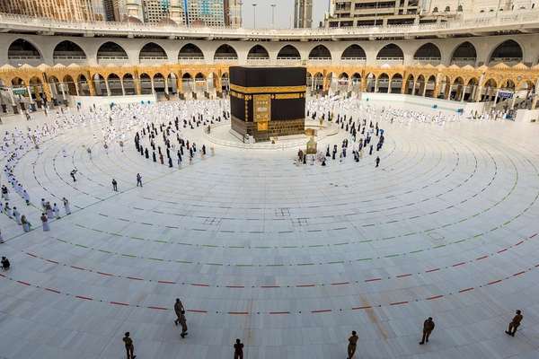 Saudi Reinstates Pilgrimage Flights To Iranians After Detente