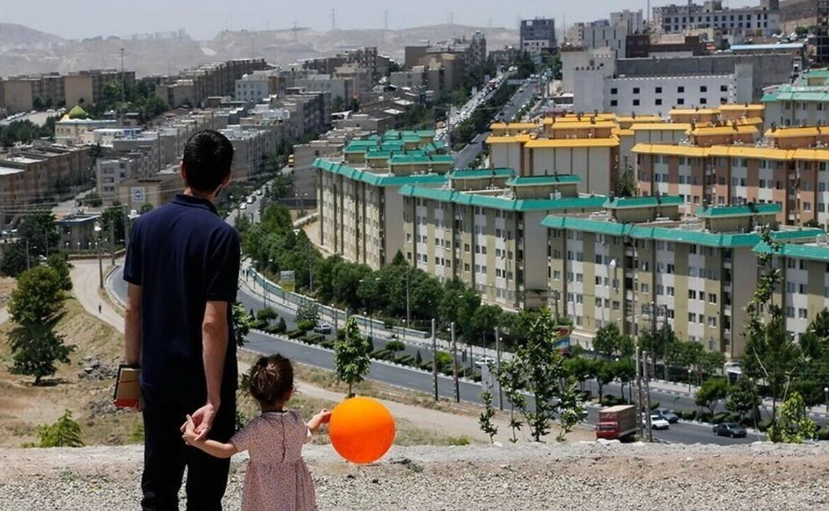 Skyrocketing rents push Iranians back to parents’ homes, shared housing