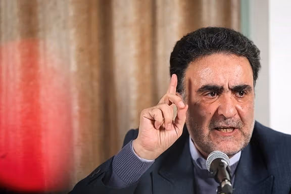 تاجزاده، فعال سیاسی زندانی: اگر اعتراضات خیابانی نمیشود به خاطر هارت و پورت مقامات نیست