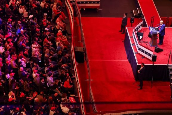 واشینگتن پست: هکرهای چینی مکالمههای یک مشاور کارزار ترامپ را شنود کردند