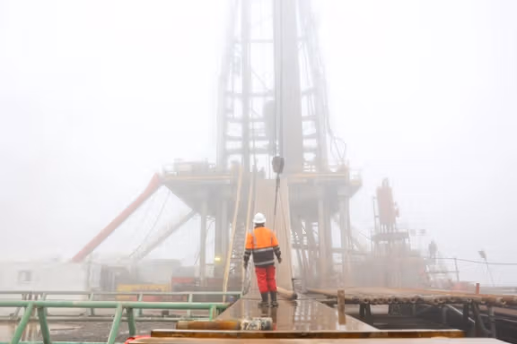 Money is leaving Iran faster as oil income falls and uncertainty mounts