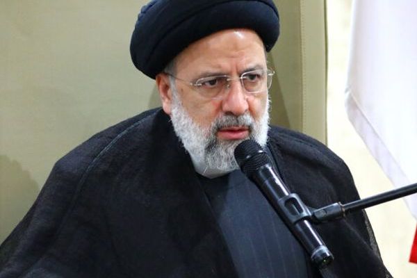 رغم سوء أوضاع المستشفيات الإيرانية.. رئيسي يعد بتجهيز 12 مستشفى في إندونيسيا