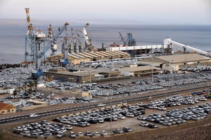 حملات حوثیها تنها بندر اسرائیل در دریای سرخ را به تعطیلی نزدیک کرده است