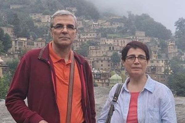 تنديد من داخل سجون إيران بمنع الزيارة عن بعض النشطاء بسبب رفضهم الحجاب الإجباري