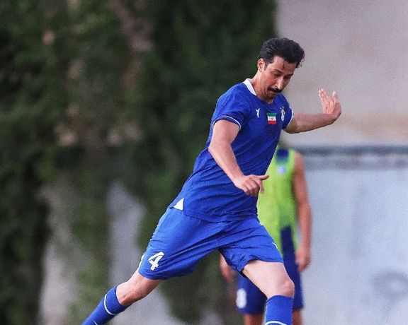 حضور بازیگر استقلالی در کمپ حجازی؛ پایان اعتصاب استقلالیها با وعده پرداخت پول از سوی خطیر