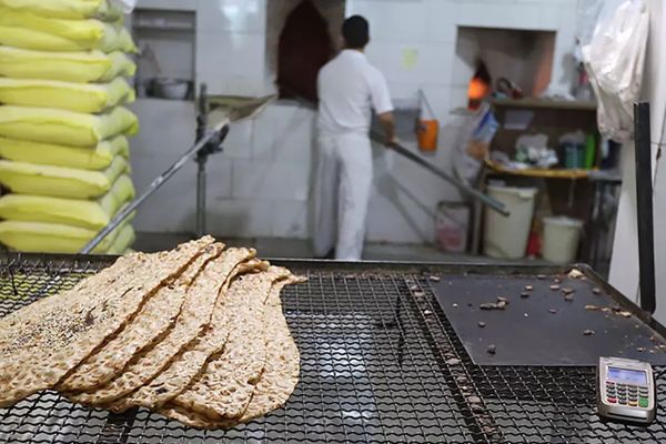 Bread Prices Jump In Iran As Government Subsidies Stay Flat