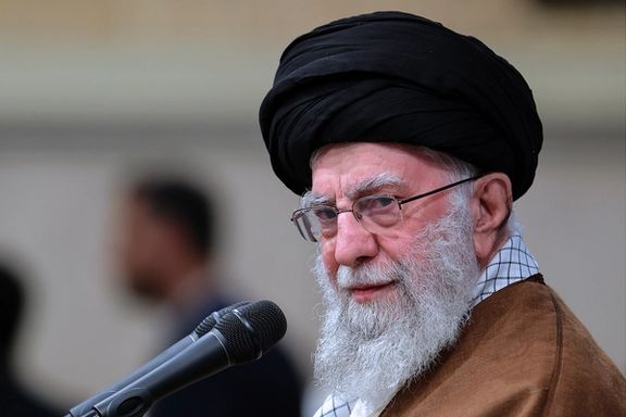 خامنئي يهدد:إضعاف عزيمة الشعب "جرم" ويجب التعامل مع الإعلام الفارسي بالخارج بطريقة مختلفة