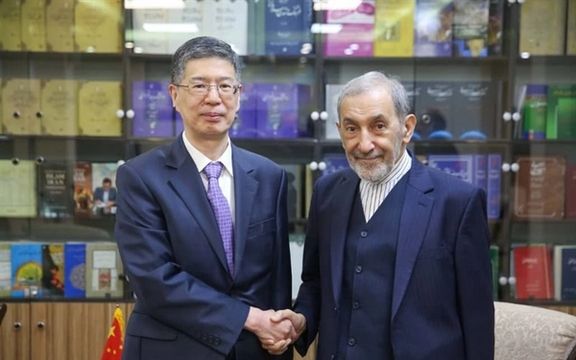 مشاور خامنهای به سفیر چین: سیاست خارجی جمهوری اسلامی با پیروزی ترامپ تغییر نمیکند