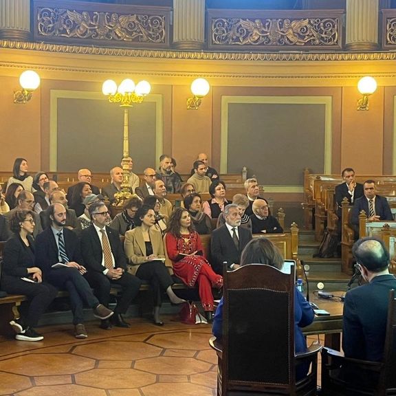 نشستی برای بررسی اولویتهای حقوق بشری در گذار به سمت دموکراسی در ایران