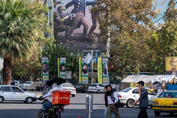 ما بين اللامبالاة والمخاوف من التصعيد.. تباين في المواقف الإيرانية تجاه عودة ترامب